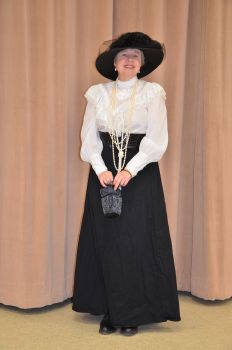 Anne Librarian Yosemite Wawona School